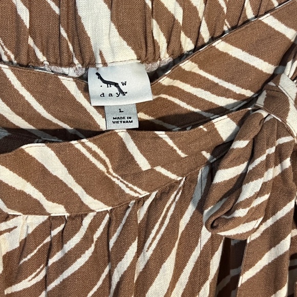 Printed Wrap Midi Skirt - Picture 2 of 2